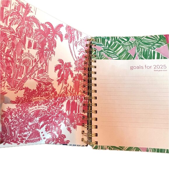 SOLD.Lilly Pulitzer Weekly Planner thru December 25 Stickers Pockets LAST ONE - Picture 4 of 10
